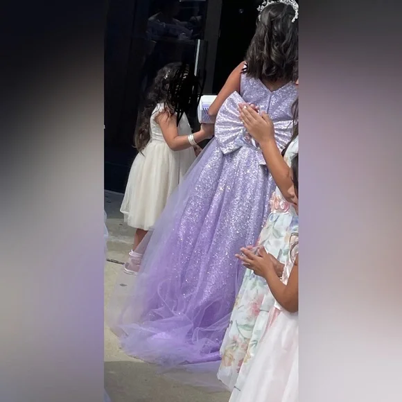 Girls size 12 elegant flower girl dress lilac colored